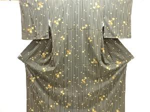 未使用品　縞に桜模様小紋着物